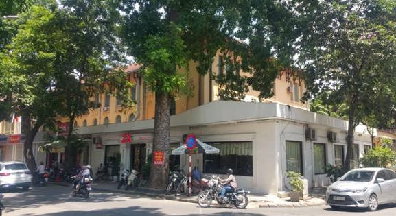 Địa ốc 24h: Doanh nghiệp “kêu trời” vì dân xây nhà tạm chờ đền bù giá cao