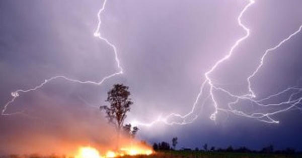 Sét đánh chết mẹ chồng còn con dâu nhập viện cấp cứu