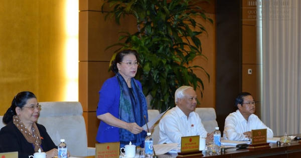 Chủ tịch Quốc hội phê bình vụ “ông chủ” hãng phim gọi nghệ sỹ là... Chí Phèo Chủ tịch Quốc hội phê bình vụ “ông chủ” hãng phim gọi nghệ sỹ là... Chí Phèo