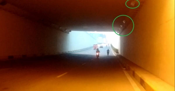 Nhà thầu tắt điện để tiết kiệm, các phương tiện "mò mẫm" đi trong đêm tối