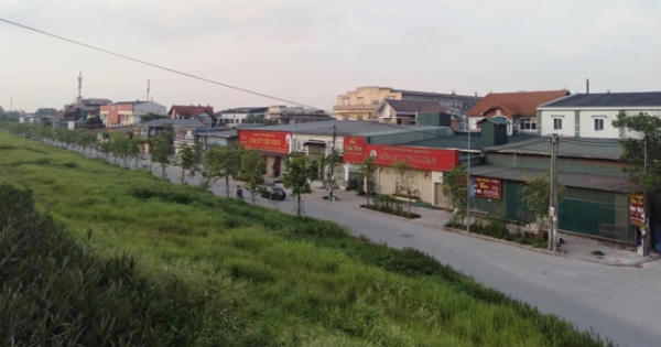 Đất Dự án làng nghề Bát Tràng bị "xẻ thịt" làm cửa hàng, nhà xưởng bao giờ mới xử lý dứt điểm?