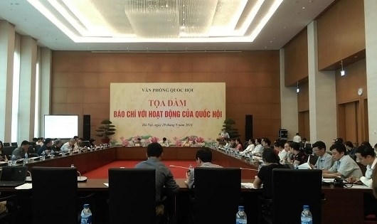 Đại biểu Quốc hội không nên né báo chí Đại biểu Quốc hội không nên né báo chí
