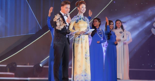 Jennifer Phạm lộng lẫy trong đêm chung kết Hoa hậu biển Việt Nam toàn cầu