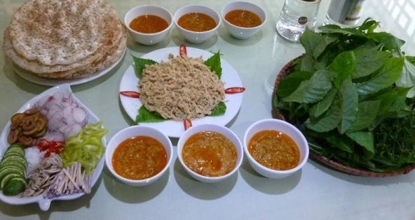 Độc đáo món gỏi cá nhệch ở Ninh Bình