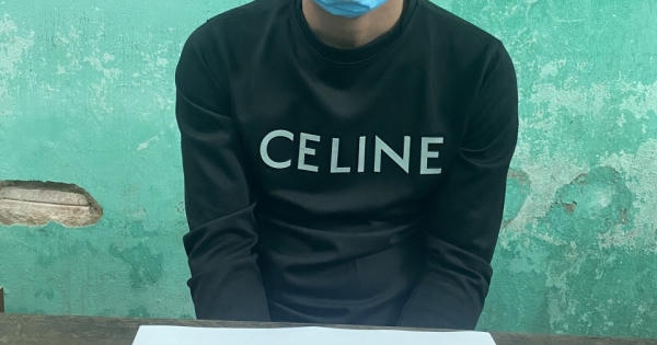 Quảng Bình: Bắt đối tượng bịt mặt cướp điện thoại của 2 cháu nhỏ đang học online