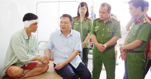 Hà Nam: Đội trưởng đội cảnh sát 113 bị đối tượng lạ mặt đâm trọng thương