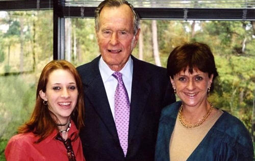 “Vết dầu loang” của bê bối tình dục