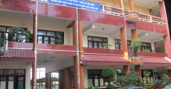Kỳ 2 - Cách tổ chức đấu thầu “kì lạ” tại Công ty Điện lực Hoà Bình