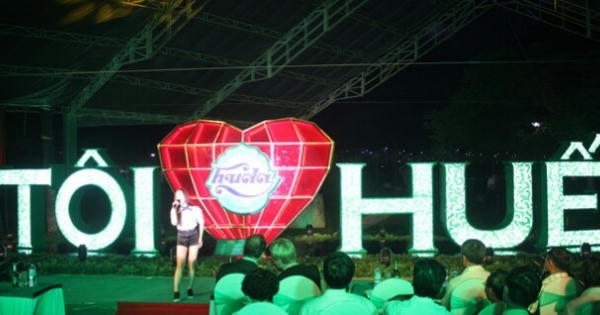 “Lùng bùng” xung quanh biểu tượng “Tôi yêu Huế”