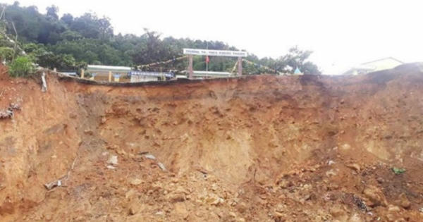 Ngày 20/11 'đặc biệt' của các thầy cô vùng lũ