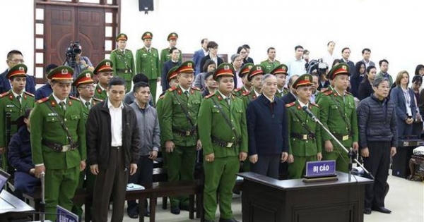 Hơn 2.000 tổ chức, cá nhân xin khoan hồng cho Phạm Nhật Vũ