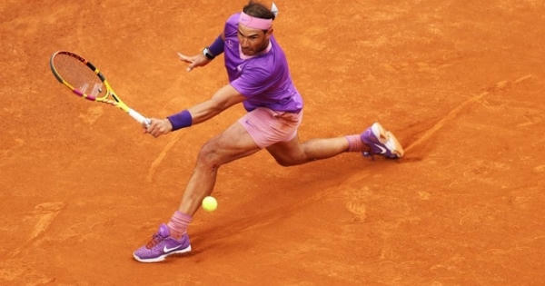 Trên "thánh địa" sân đất nện, Nadal đánh bại Djokovic để giành cup tại Italian Open