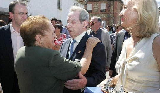 Đại gia qua đời, để lại cho dân làng gần 60 tỉ đồng/người