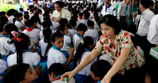 Vinamilk nỗ lực toàn cầu hóa thương hiệu của mình. Vinamilk nỗ lực toàn cầu hóa thương hiệu của mình.