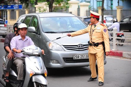 Quý I năm 2017, Hà Nội lập biên bản, xử lý  hàng chục vạn trường hợp vi phạm giao thông