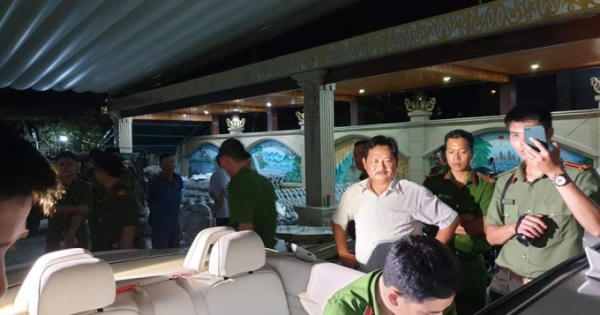 Bắt giữ 2 bố con chủ biệt thự dát vàng tại Bà Rịa – Vũng Tàu