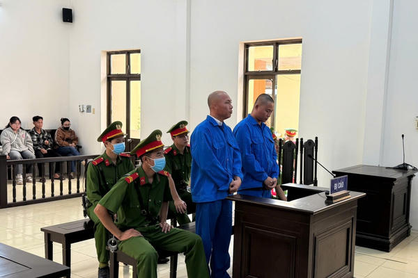 Đồng Tháp: Xét xử vụ 2 xe ô tô rượt đuổi nhau trên tỉnh lộ, cả hai tài xế lãnh án tù giam