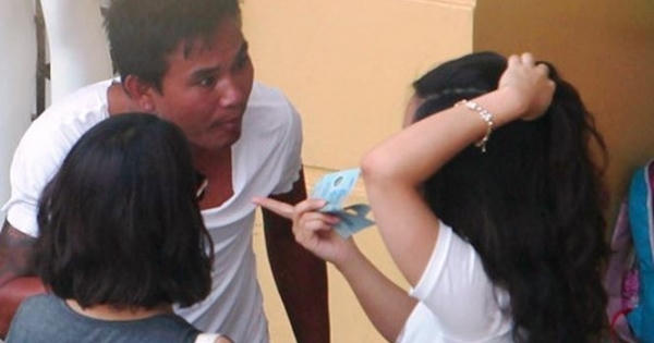 Công an vào cuộc vụ du khách tây bị ép đánh giày kiểu 'trấn lột' ở hồ Gươm