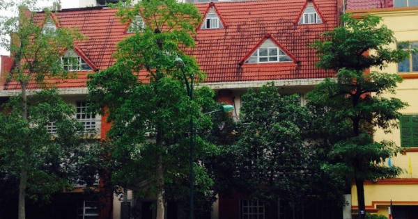 Lùm xùm trong việc sử dụng nhà đất tại 35 Điện Biên Phủ: “Cơi nới” nhà đi thuê, đòi xác lập quyền sở hữu? Lùm xùm trong việc sử dụng nhà đất tại 35 Điện Biên Phủ: “Cơi nới” nhà đi thuê, đòi xác lập quyền sở hữu?
