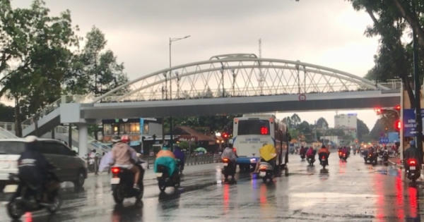 TP HCM: Cầu vượt bộ hành hơn 11 tỷ đồng sắp đi vào hoạt động