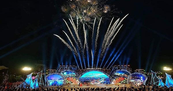 Hải Phòng 'cháy' hết mình trong đêm hội 'Điểm đến thành công'