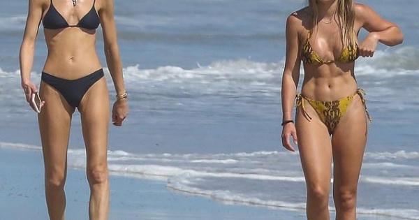 Nàng mẫu Sofia Richie đi biển với bạn trai hơn 15 tuổi giữa mùa dịch