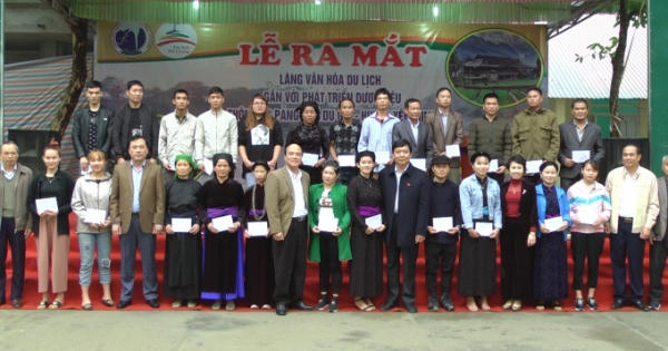 Ra mắt Làng văn hóa du lịch cộng đồng gắn với phát triển dược liệu ở Cốc Pàng