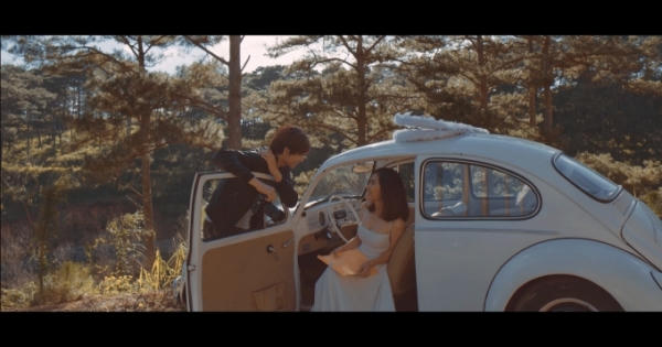 Vân Trang và Tim hôn nhau 5 tiếng khi quay phim kinh dị 'Oán' Vân Trang và Tim hôn nhau 5 tiếng khi quay phim kinh dị 'Oán'