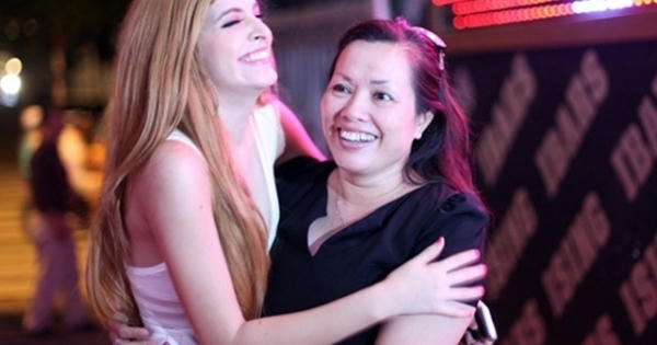 Chân dung mẹ kế người Việt giàu có của Andrea