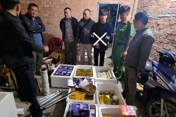 Tạm giữ đối tượng ở Đắk Lắk sản xuất gần 2 tạ pháo nổ để bán dịp Tết