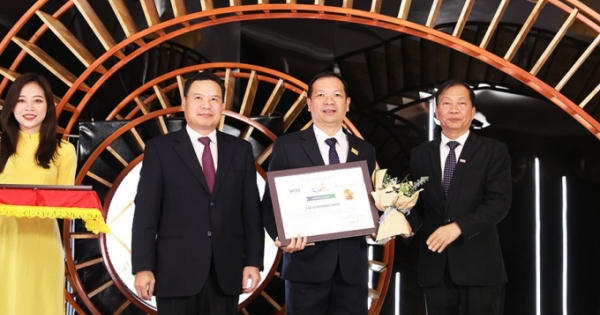 Tập đoàn Hưng Thịnh vinh dự vào "Top 10 doanh nghiệp bền vững tại Việt Nam 2020" Tập đoàn Hưng Thịnh vinh dự vào "Top 10 doanh nghiệp bền vững tại Việt Nam 2020"