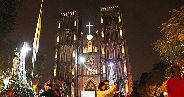 Đi qua những mùa Noel Đi qua những mùa Noel