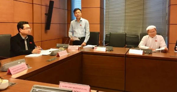 Cấm bán rượu, bia cho người dưới 18 tuổi: Thiếu chế tài thì chỉ là “cấm cho vui”