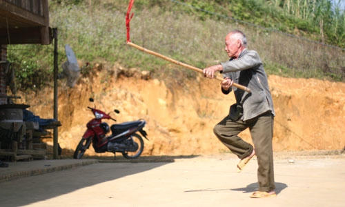 Kỳ 2 - Võ sư đệ nhất Tây Bắc: Lùng tìm cao thủ đánh bại mình