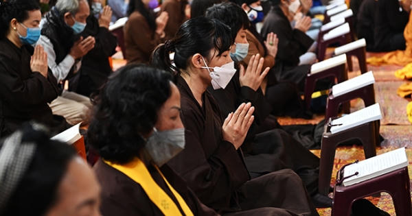 Chùa Quán Sứ tổ chức cầu siêu tưởng niệm đồng bào tử vong do dịch bệnh Covid-19