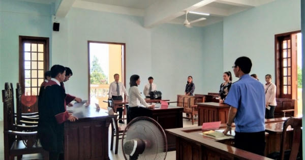 Nhật Kim Anh tiếp tục ra tòa để giành lại con Nhật Kim Anh tiếp tục ra tòa để giành lại con