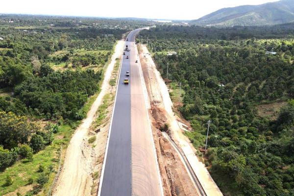 Hơn 2.800 km cao tốc cần mở rộng, nhu cầu vốn khoảng 500.000 tỷ đồng