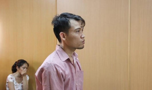 Gây tai nạn làm 16 người thương vong, tài xế của Hồ Ngọc Hà lãnh án tù