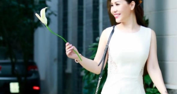 Nữ hoàng Kim Chi trung thành với hình ảnh ngọt ngào, quyến rũ Nữ hoàng Kim Chi trung thành với hình ảnh ngọt ngào, quyến rũ