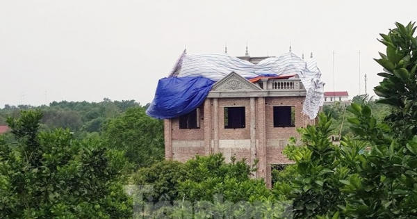 Lại tái diễn tình trạng ‘xẻ núi bạt đồi’ xây biệt thự ở Ba Vì