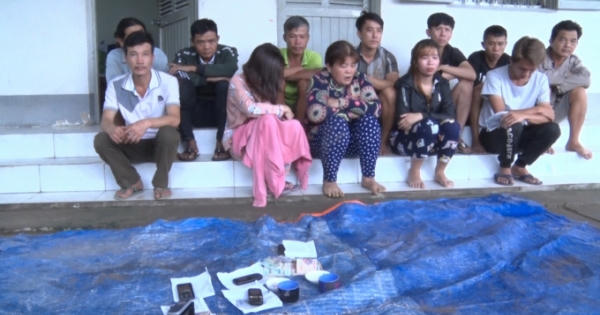 An Giang: Triệt xóa sòng tài xỉu giữa đêm khuya