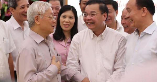 Tổng Bí thư, Chủ tịch nước chỉ ra 'nhiều việc của Thủ đô chậm chạp' Tổng Bí thư, Chủ tịch nước chỉ ra 'nhiều việc của Thủ đô chậm chạp'