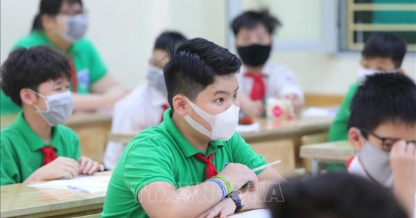 Hà Nội hướng dẫn chi tiết cách xử lý F0 tại trường khi học sinh đi học trở lại Hà Nội hướng dẫn chi tiết cách xử lý F0 tại trường khi học sinh đi học trở lại