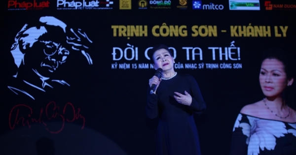 Khánh Ly hết mình trong " Đời cho ta thế "