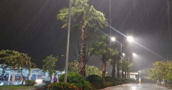 Thời tiết hôm nay (8/11): Bắc Bộ lạnh về đêm và sáng, Trung Bộ và Nam Bộ có mưa dông Thời tiết hôm nay (8/11): Bắc Bộ lạnh về đêm và sáng, Trung Bộ và Nam Bộ có mưa dông