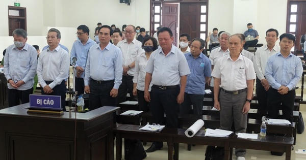 Phan Văn Anh Vũ kêu oan, dàn cán bộ Đà Nẵng xin giảm nhẹ hình phạt