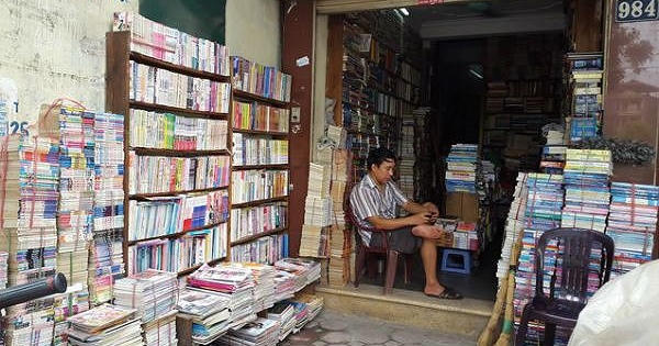 Đìu hiu nhà sách, người trẻ đọc gì? Đìu hiu nhà sách, người trẻ đọc gì?