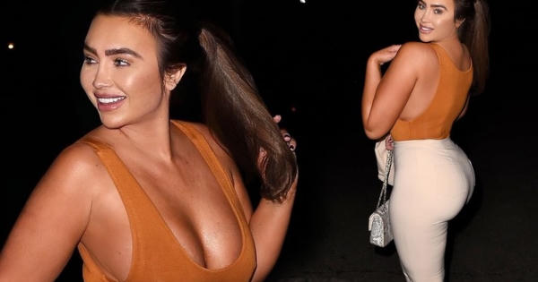 Lauren Goodger mặc xẻ ngực sâu phô vòng 1 'ngộp thở'