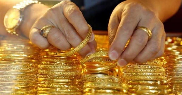 Giá vàng hôm nay 22/6: Giá vàng bất ngờ bật tăng từ đáy