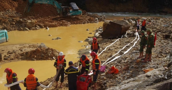 Tiếp tục nỗ lực tìm kiếm 11 nạn nhân còn lại tại Rào Trăng 3